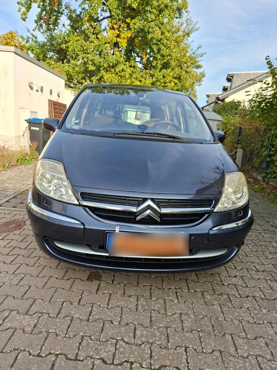 Citroën C8