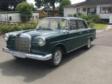 Mercedes-Benz Mercedes 190c "Heckflosse" (W110) - Mercedes-Benz 190: C