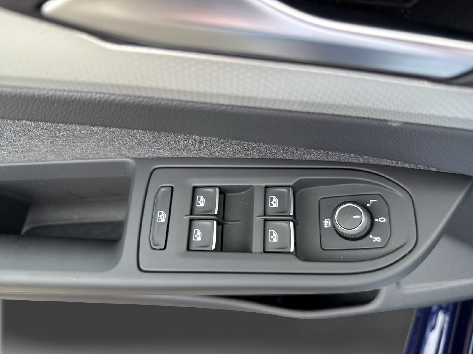 Golf VIII 1.0 TSI MOVE, ACC, Navi, LED, LightAss