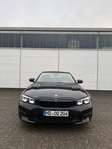 BMW BMW 320i g20