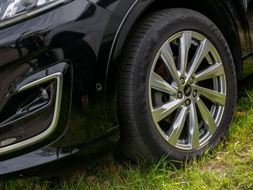 Ford Kuga 2.5 Plug-In Hybrid Vignale Stauassistent