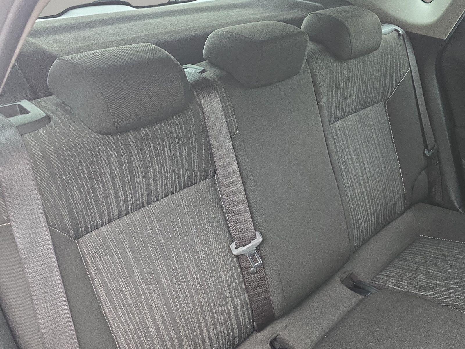 Fahrzeugabbildung Opel Astra J Lim. 5-trg Design Edition Klima Tempomat