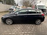 Toyota Auris Hybrid Executive 1,8-l-VVT-i, TÜV Neu - Toyota Auris Hybrid (/Elektro) Executive mit Benzin-Antrieb