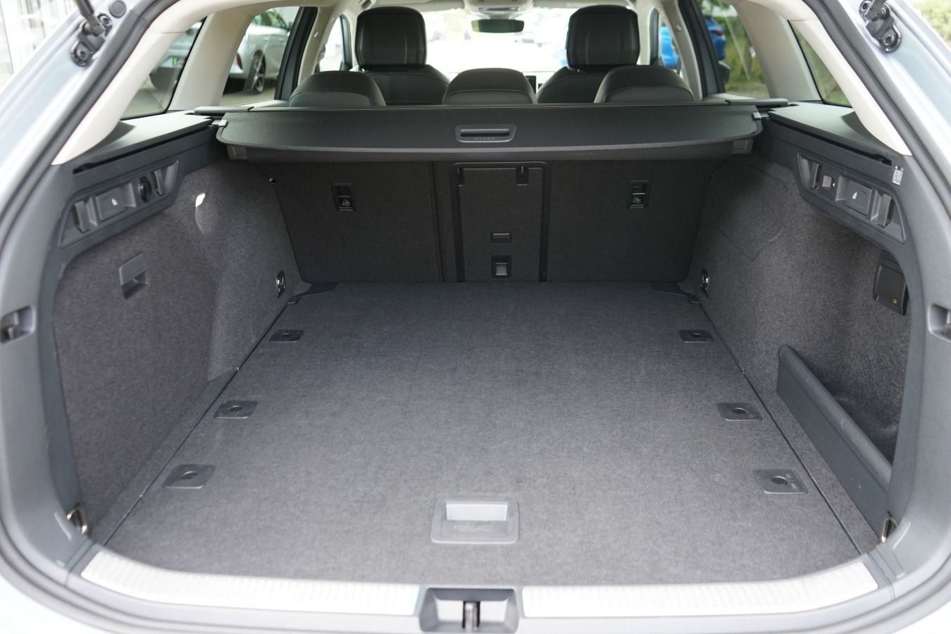 Volkswagen Passat Variant 2.0 TDI Business Head-up IQ.LIGHT foto 5