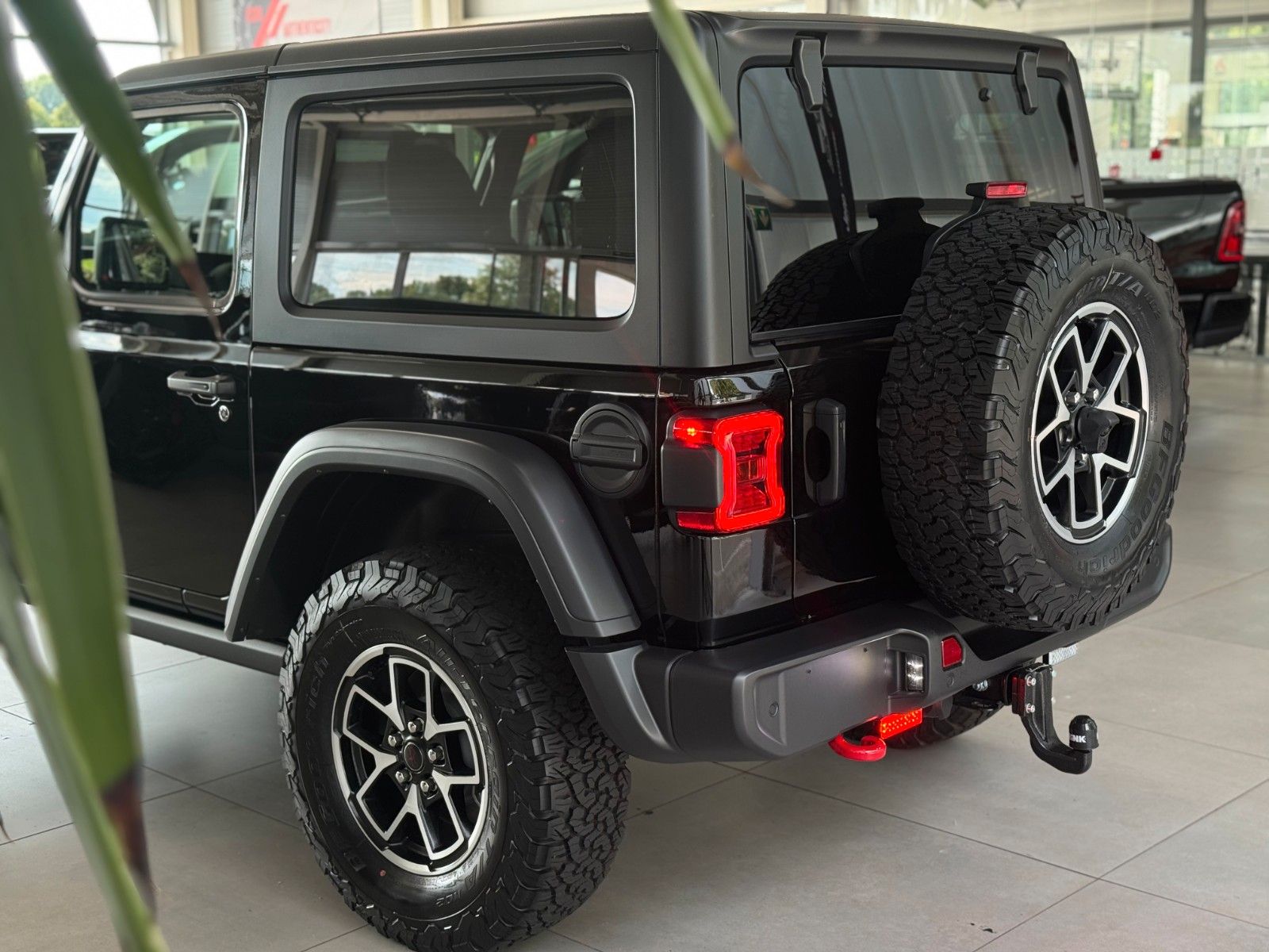 Fahrzeugabbildung Jeep Wrangler Rubicon 3,6 V6 MY24 "Technology Group"