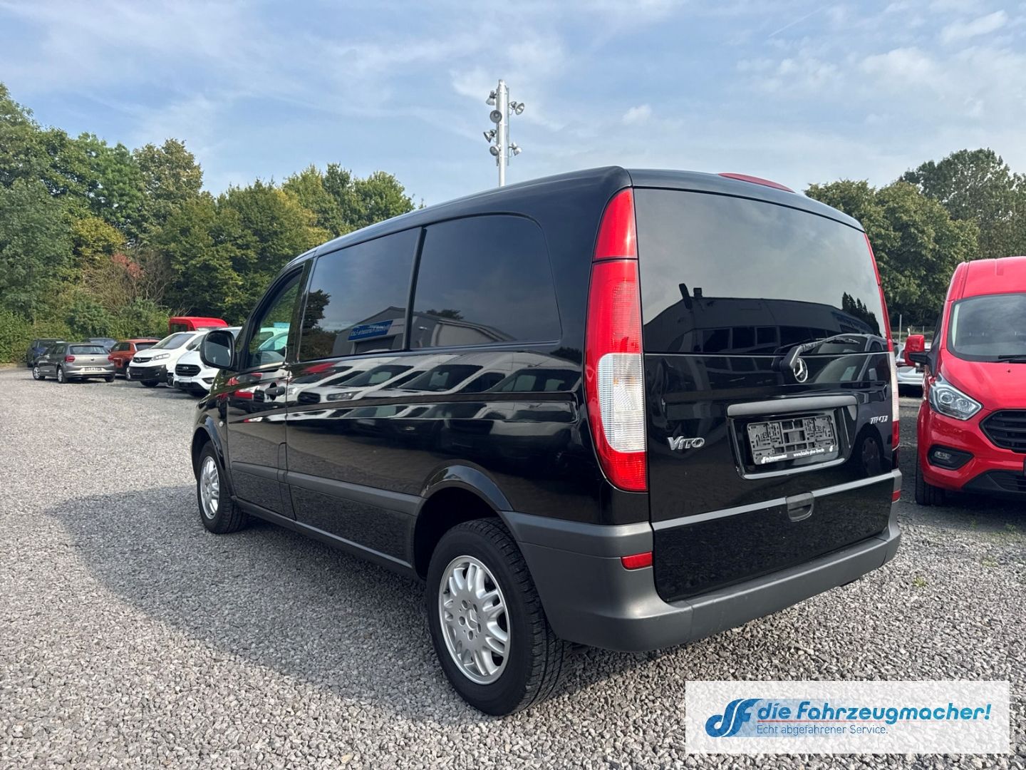 Fahrzeugabbildung Mercedes-Benz Vito Mixto 111 CDI kompakt DPF *EXPORT
