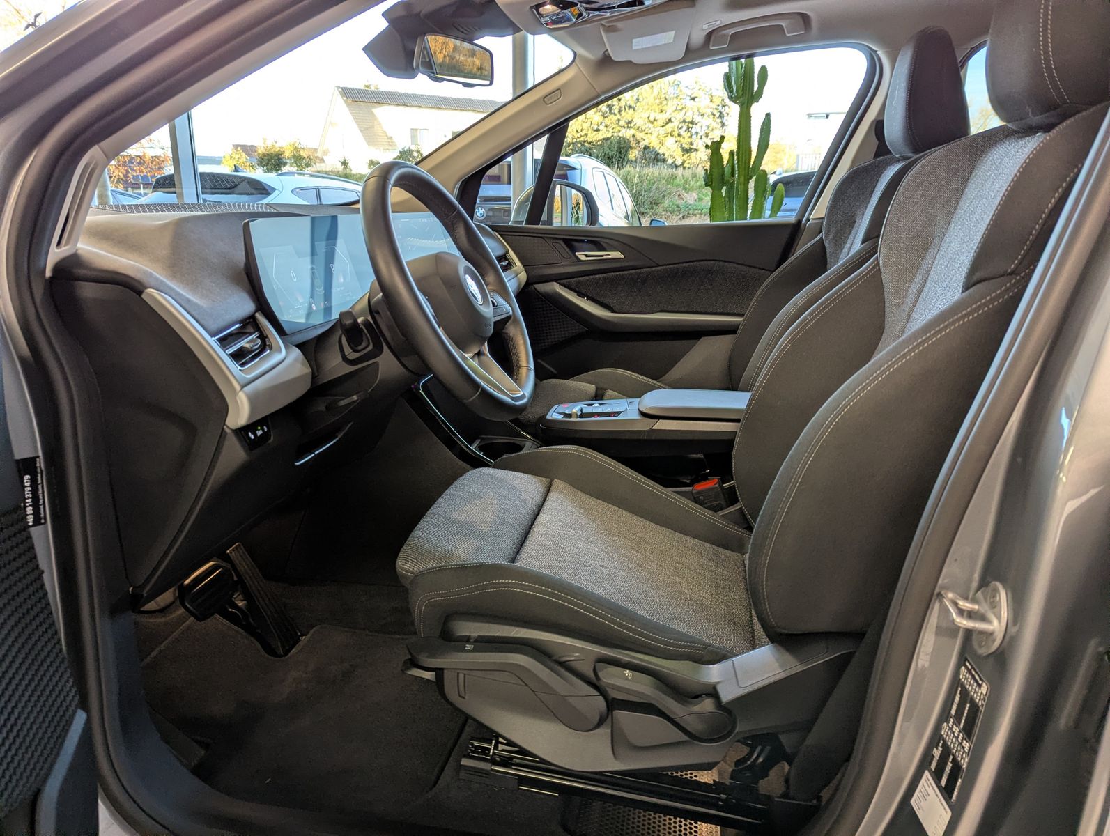 Fahrzeugabbildung BMW 220 Active Tourer i Travel-Paket Panorama AHK