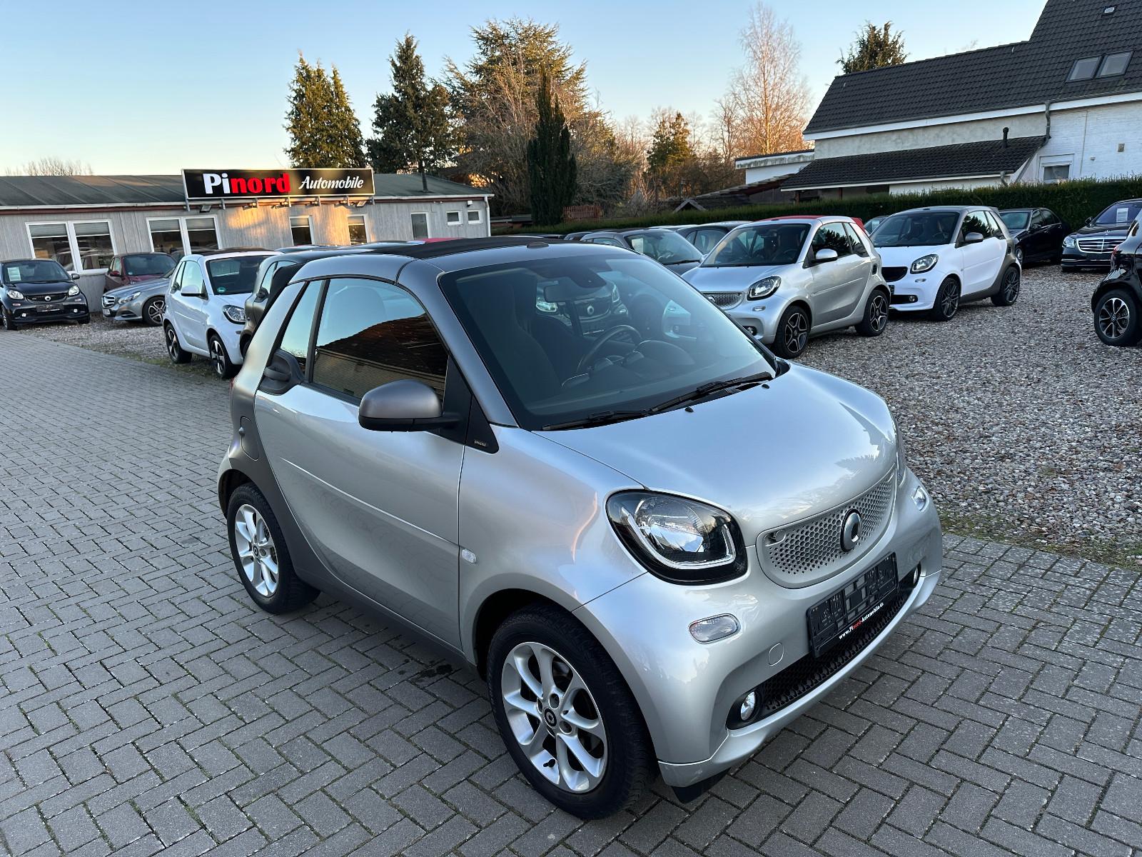 Smart ForTwo cabrio Passion 90PS-LED-NAVI-S.HEIZ-ALU