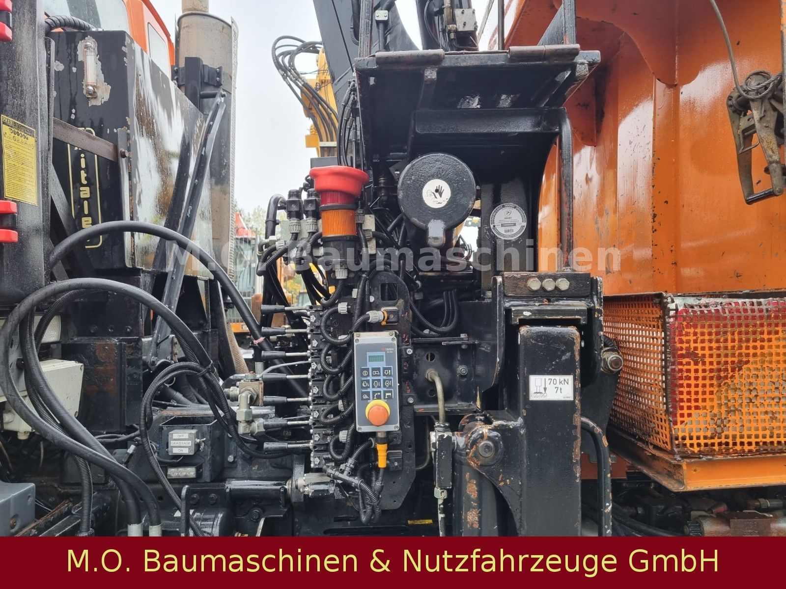 Fahrzeugabbildung MAN TGA 33.430 /Kipper+Kran Funk/6x6