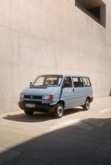 Volkswagen VW Bus T4 2.5 Bulli Kombi Camper AHK Heckt... - VW T4 Kombi von privat