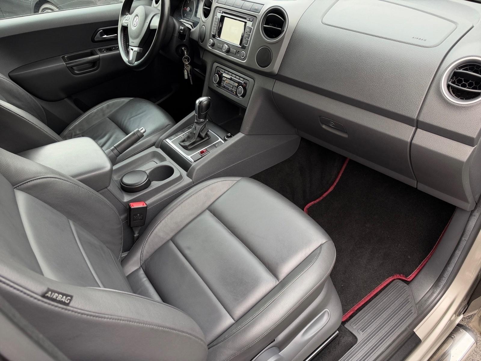 VOLKSWAGEN AMAROK HIGHLINE 2.0 TDI 179ch 4MOTION - CUIR VIENNA - NAVIGATION GPS - ATTELAGE - SIÈGES CHAUFFANTS - RADARS AVANT/ARRIÈRE