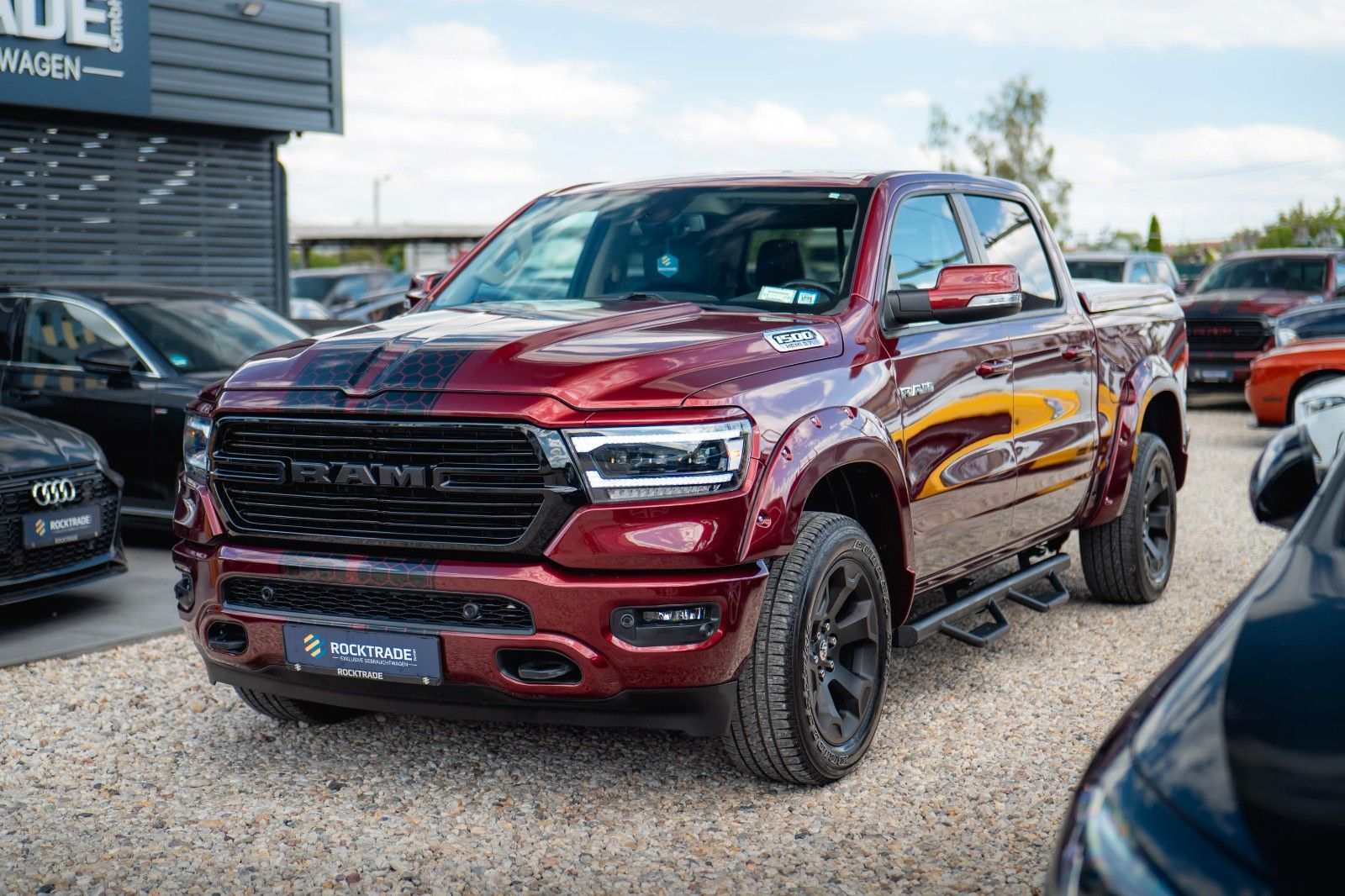 Fahrzeugabbildung Dodge RAM 5.7 V8 HEMI 4x4 OFFROAD Night AXLE LOCK 19%