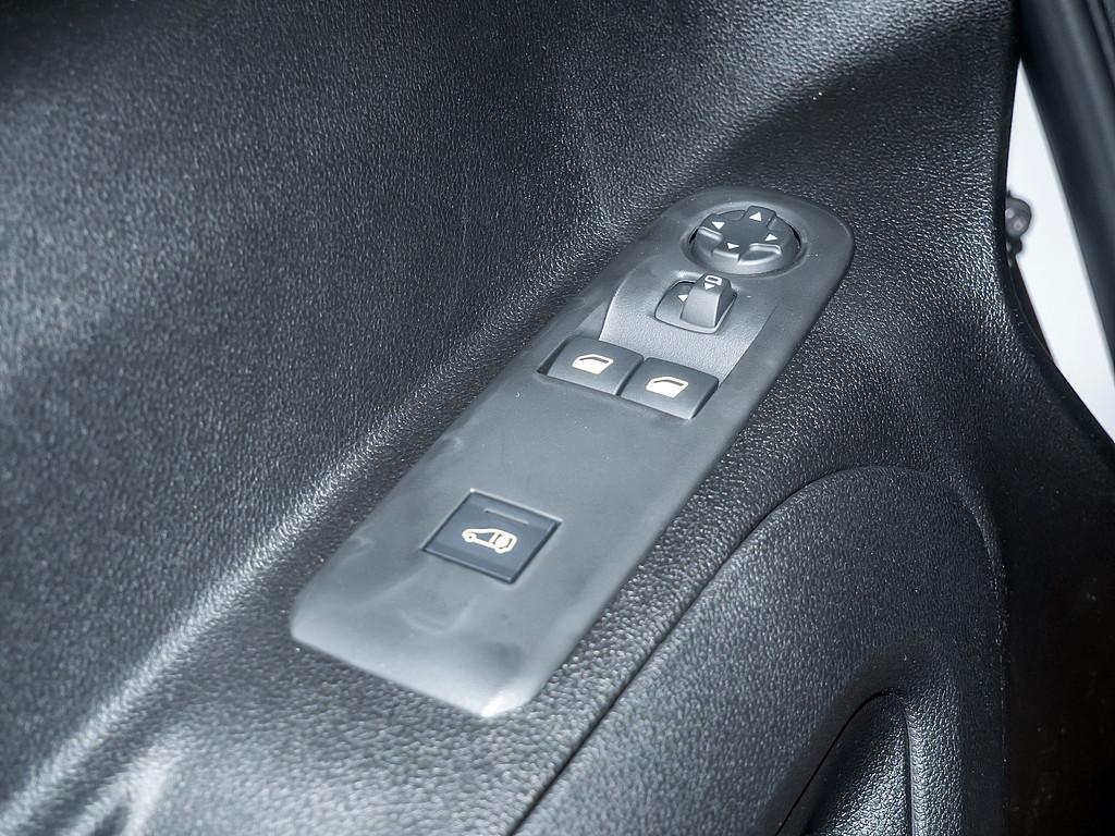 Citroën Berlingo Kasten 1.5 XTR M NAVI W-LAN FACEL. LED