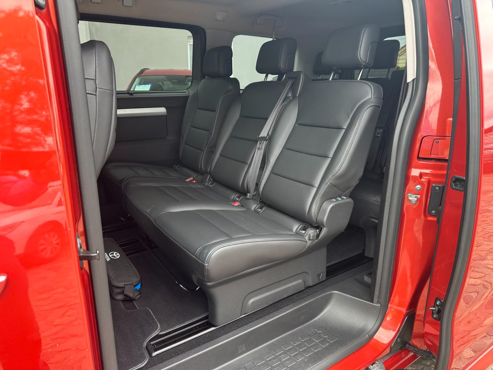 Toyota Proace Verso L1 Team Deutschland AHK Standhzg.