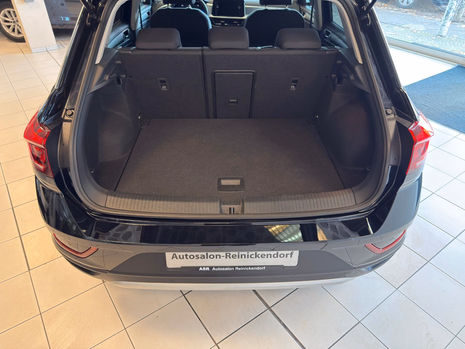 Volkswagen T-Roc 1.5 TSI DSG Life*AHK*LED*Navi*SHZ*PDC*, миниатюра 19
