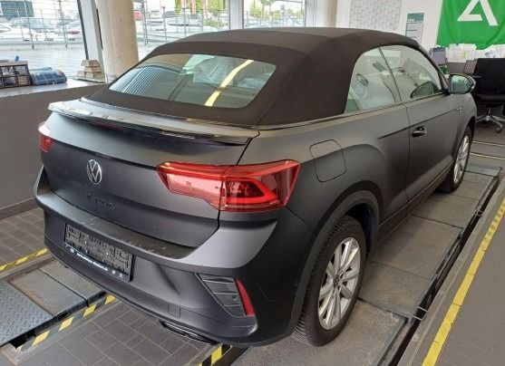 Fahrzeugabbildung Volkswagen T-Roc Cabriolet R-Line Edition Black limited 999