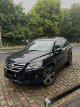 Volkswagen Tiguan 1.4 TSI BlueMotion Technology Team Te... - Volkswagen Tiguan aus 2010: Team
