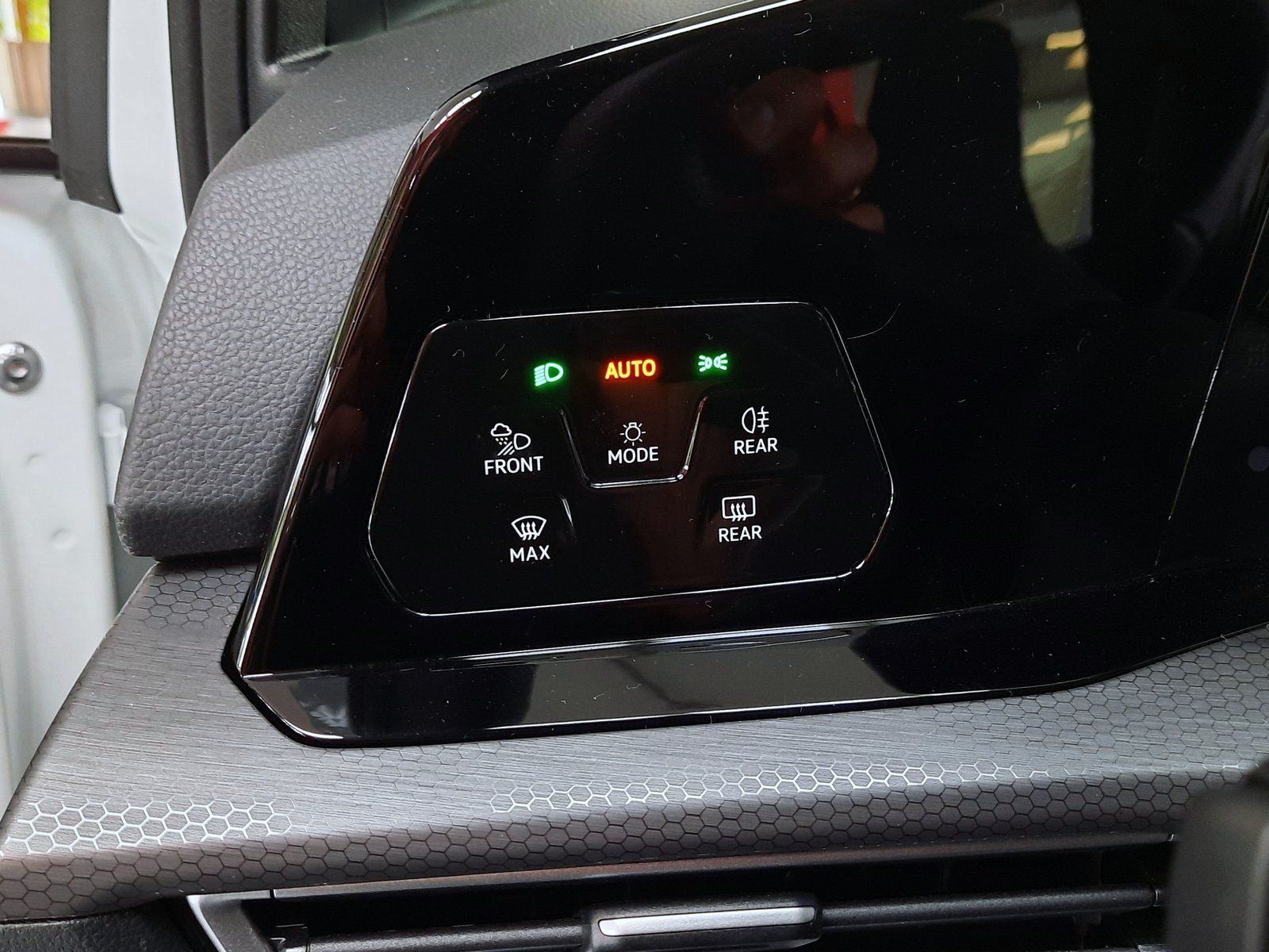Fahrzeugabbildung Volkswagen Golf GTI Black&Style DSG *Navi*ACC*PDC*LED*Sound