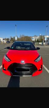 Toyota Yaris 1.5-l-VVT-i Hybrid CVT - - Toyota Gebrauchtwagen in Düsseldorf