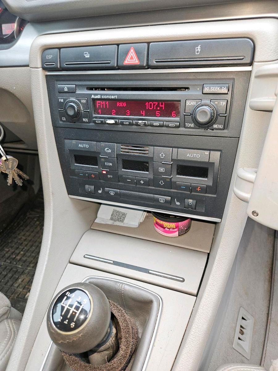 Audi A4 2006 — photo 6