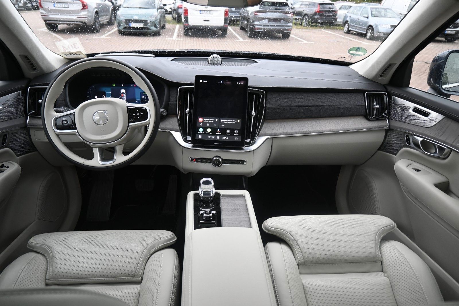 Fahrzeugabbildung Volvo XC90 T8 Ultra Bright AWD*LUFT*AHK*B&W*Massage*