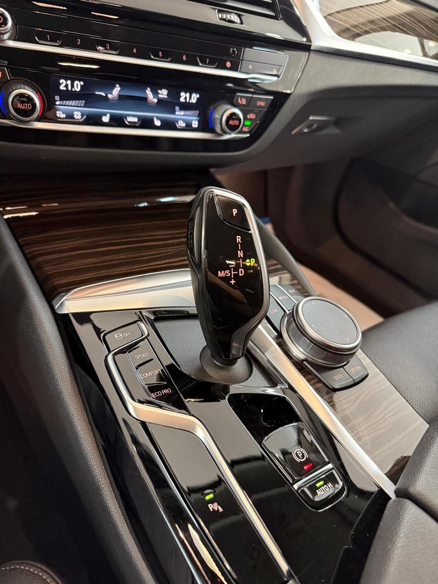 BMW 520 d Touring Steptronic*LED*Navi*Leder*1 Hand, миниатюра 20
