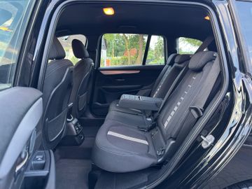 BMW 218 Gran Tourer - 11