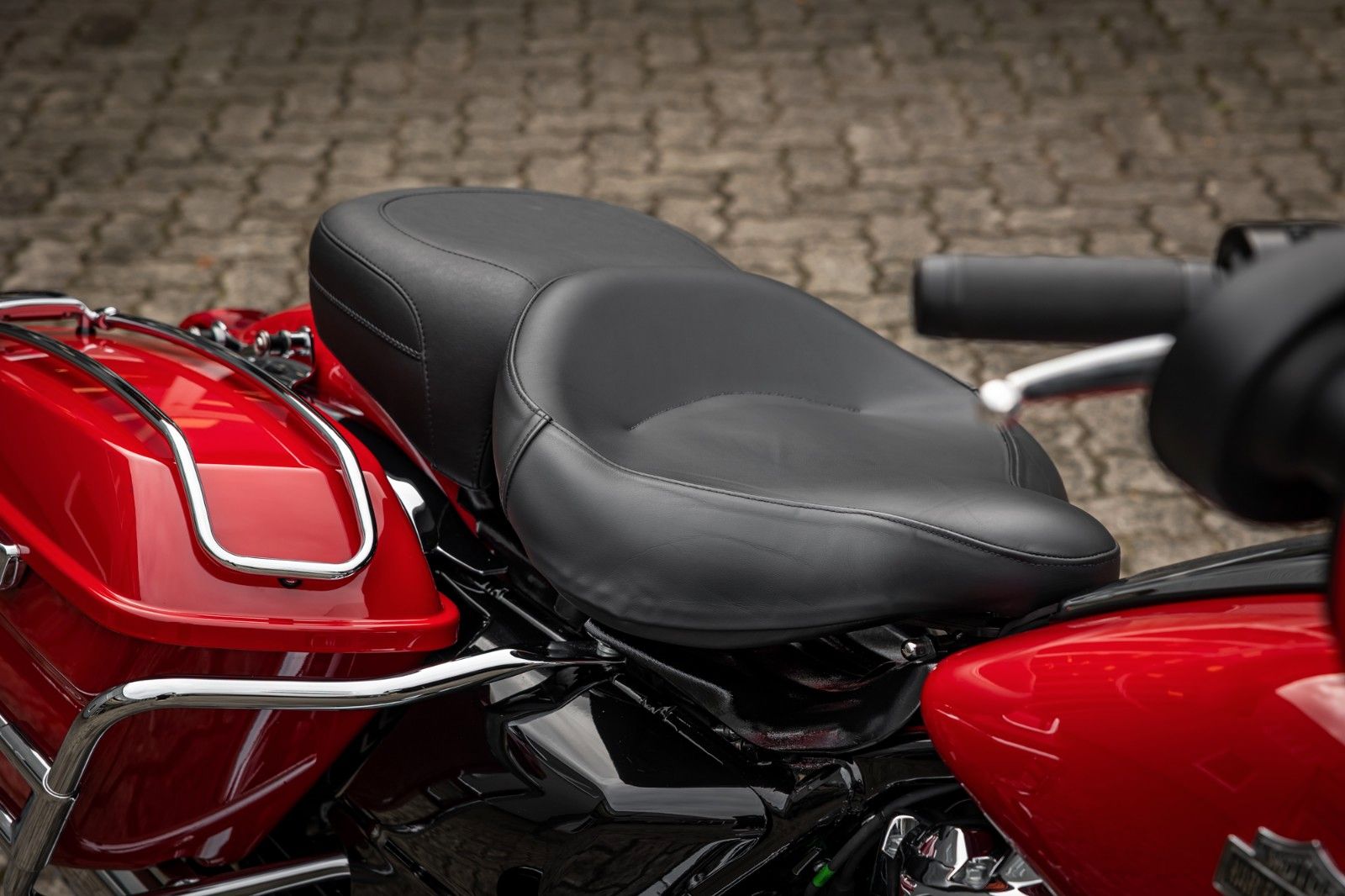 Fahrzeugabbildung Harley-Davidson FLHTP Electra Glide Standard - Firefighter