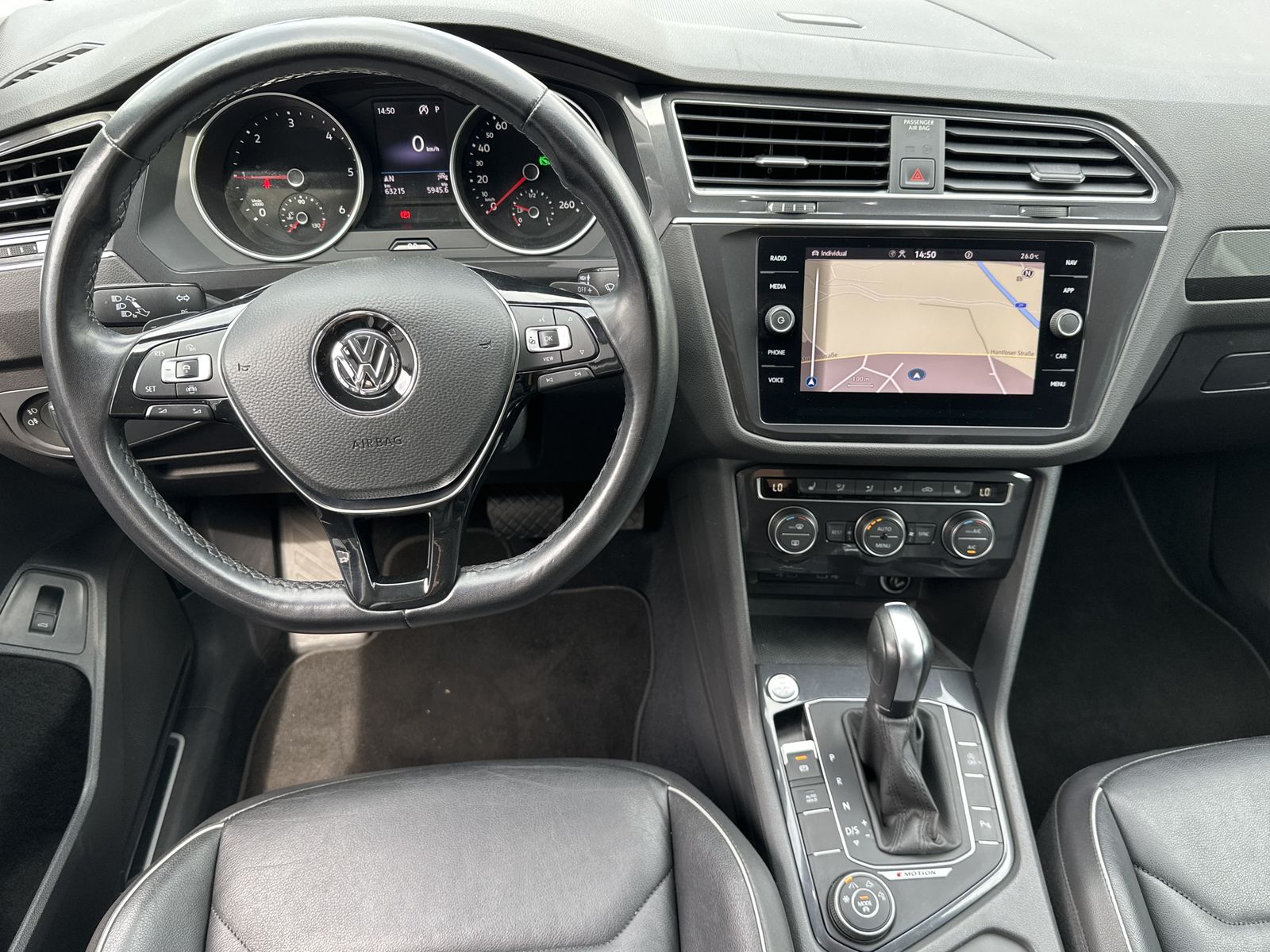 Fahrzeugabbildung Volkswagen Tiguan Allspace 2.0 TDI DSG HL 4M DSG NAV+LED+AC