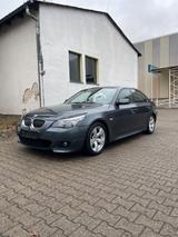 BMW 523 M-Paket ab Werk*HeadUp*Pano*TÜV NEU - BMW 523 mit Panoramadach