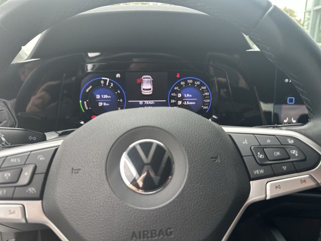 Golf VIII 1.4 TSI Style eHybrid WINTER-P. AHK