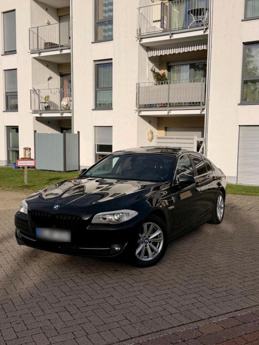 BMW 525