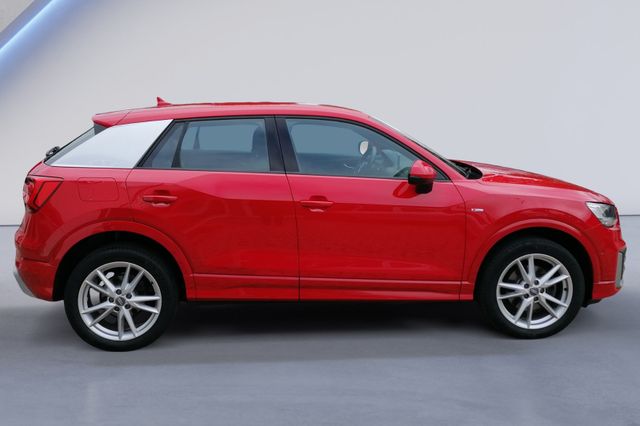 Q2 1.4 TFSI S tronic Sport S Line BANG&OLUFSON