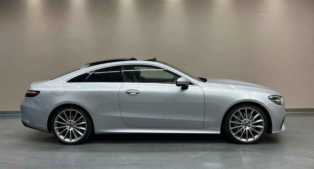 Mercedes-Benz E 220 E220 d Coupe 9G *AMG LINE*PANO*WIDE*KEYLESS*360°