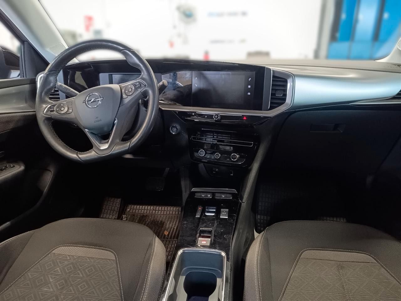 Fahrzeugabbildung Opel Mokka-e EDITION 3-PHASIG NAVI/LED/KAMERA/VIRT/SH