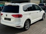 Volkswagen Touran Highline 1.5 TSI ACC|LED|MASSAGE|KEYLESS - VW Touran Gebrauchtwagen in Bielefeld