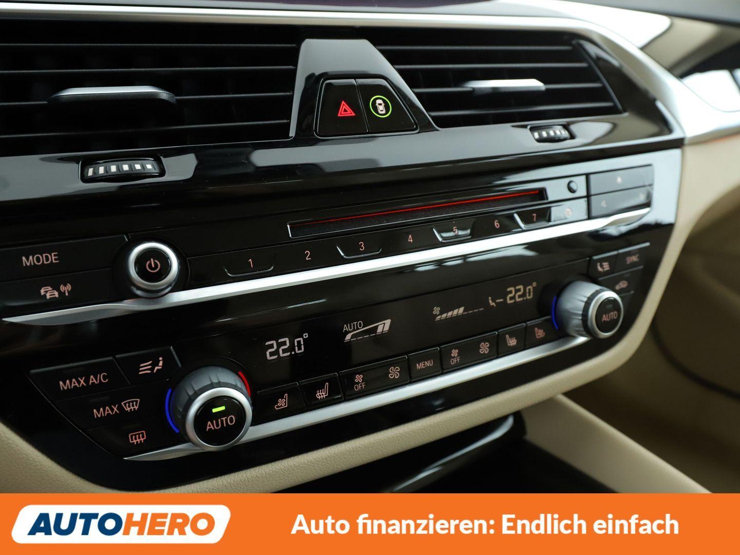 BMW 5er 520i Sport Line Aut.*NAVI*HUD*LED*