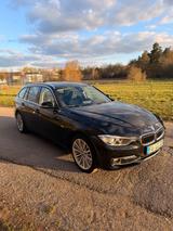 BMW 335i xDrive Touring Luxury Line Autom. Luxur...