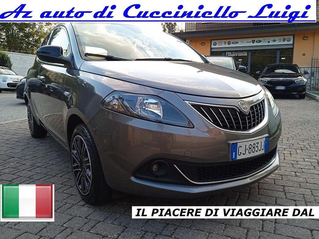 Lancia Ypsilon 10 FireFly 5 porte SS Hybrid Ec 2022