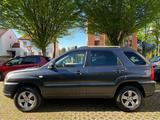 Kia Sportage 2.0 CVVT Attract, Leder, TÜV 02/2027 - Kia Sportage in Kassel