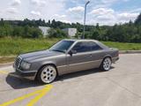 Mercedes-Benz w124 300ce - Mercedes-Benz 300: Ce W124
