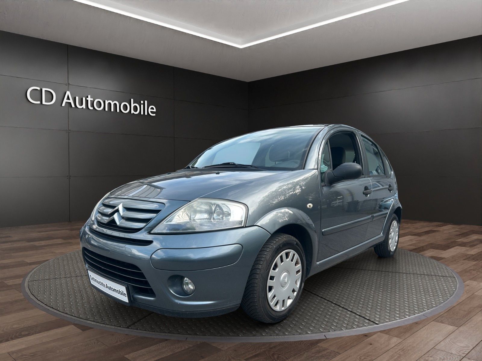 Fahrzeugabbildung Citroën C3 1.1 Confort Klima/el Fenster/5Türig/TÜV NEU