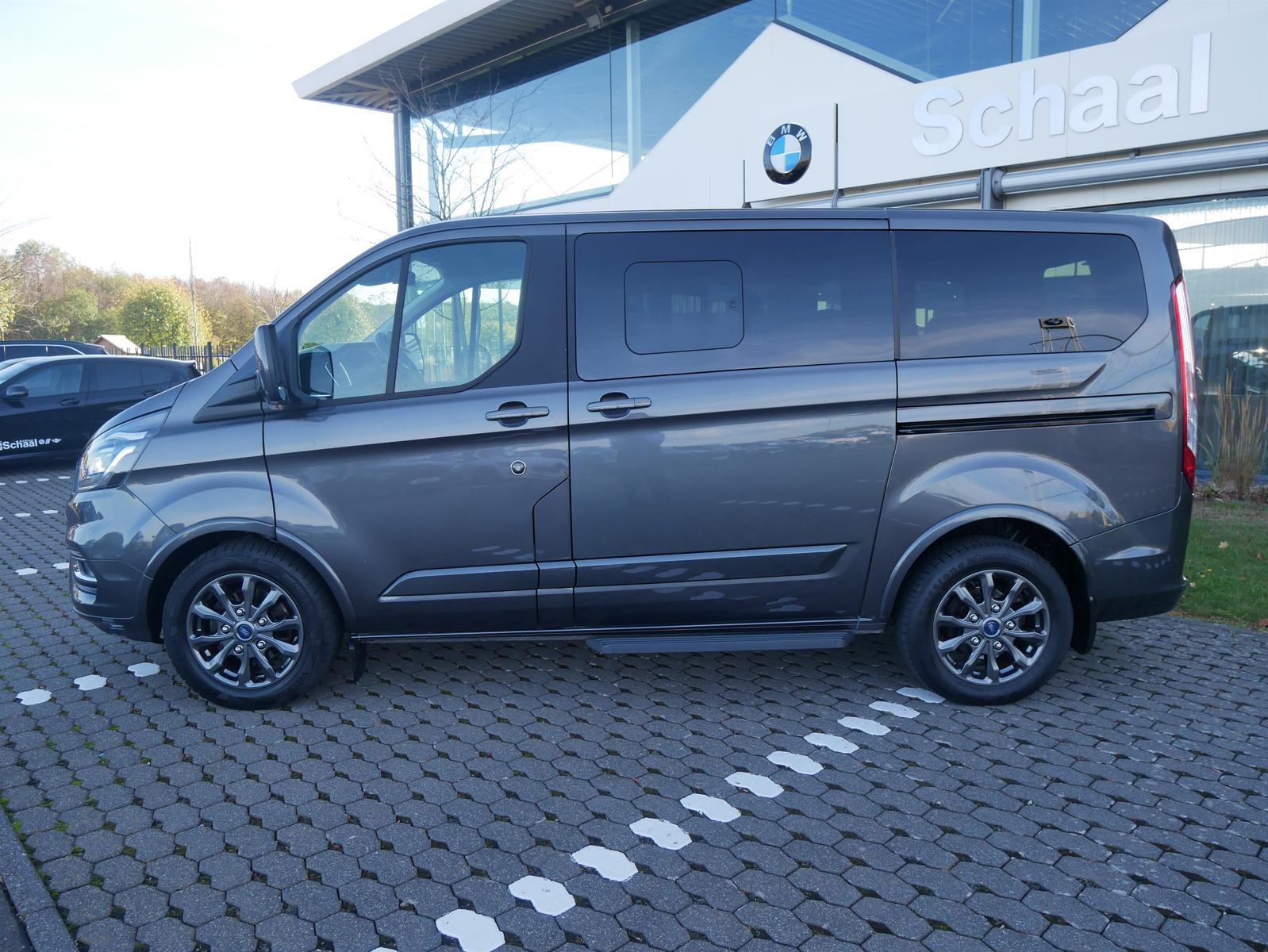 Ford Tourneo Custom 320 L1H1 VA Autm. Titanium X AHK