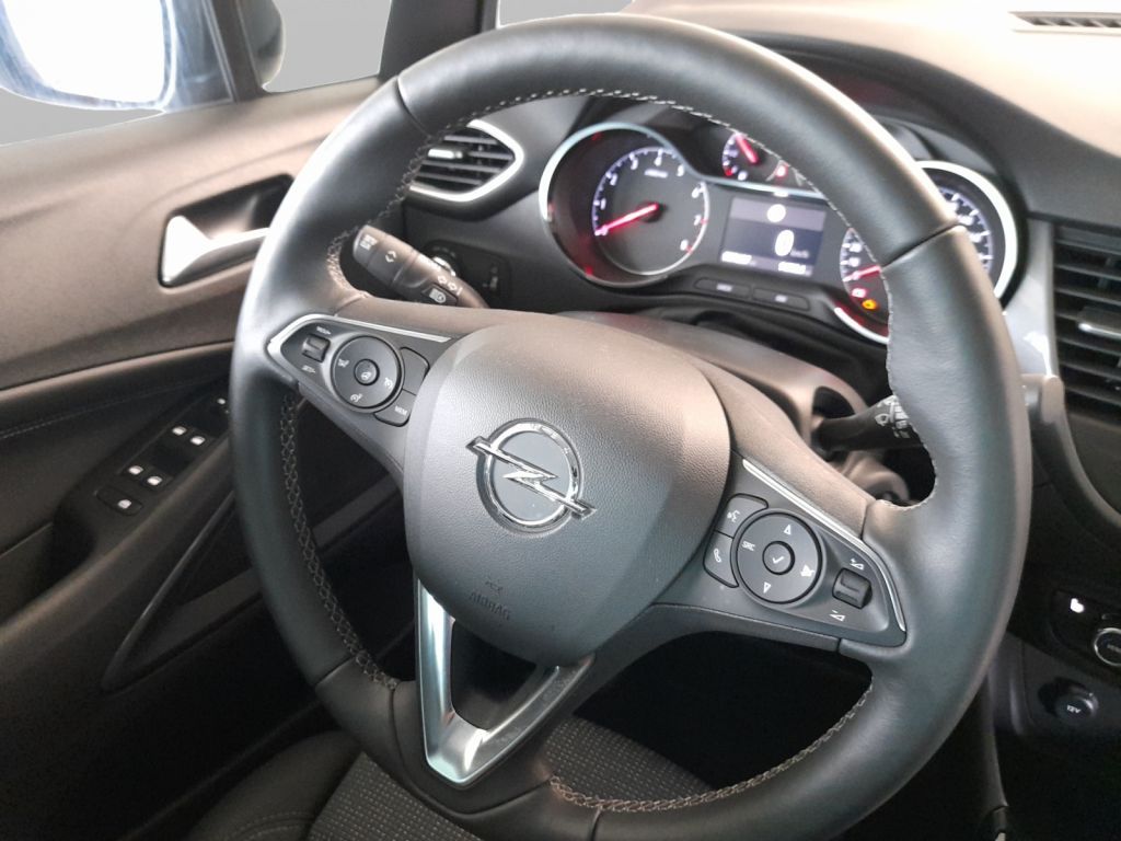 Fahrzeugabbildung Opel Crossland 1.2 Automatik Elegance LED PDC