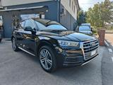 Audi Q5 2.0 TDI quattro S tronic Business - Audi Q5 mit Halbautomatikschaltung