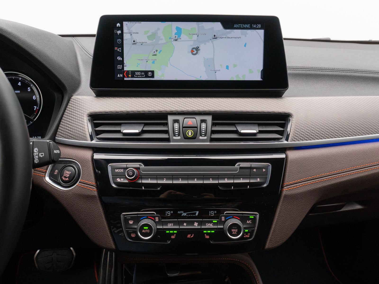 Fahrzeugabbildung BMW X2 sD18i M Sport X Kamera H/K HUD DAB Alarm 20"