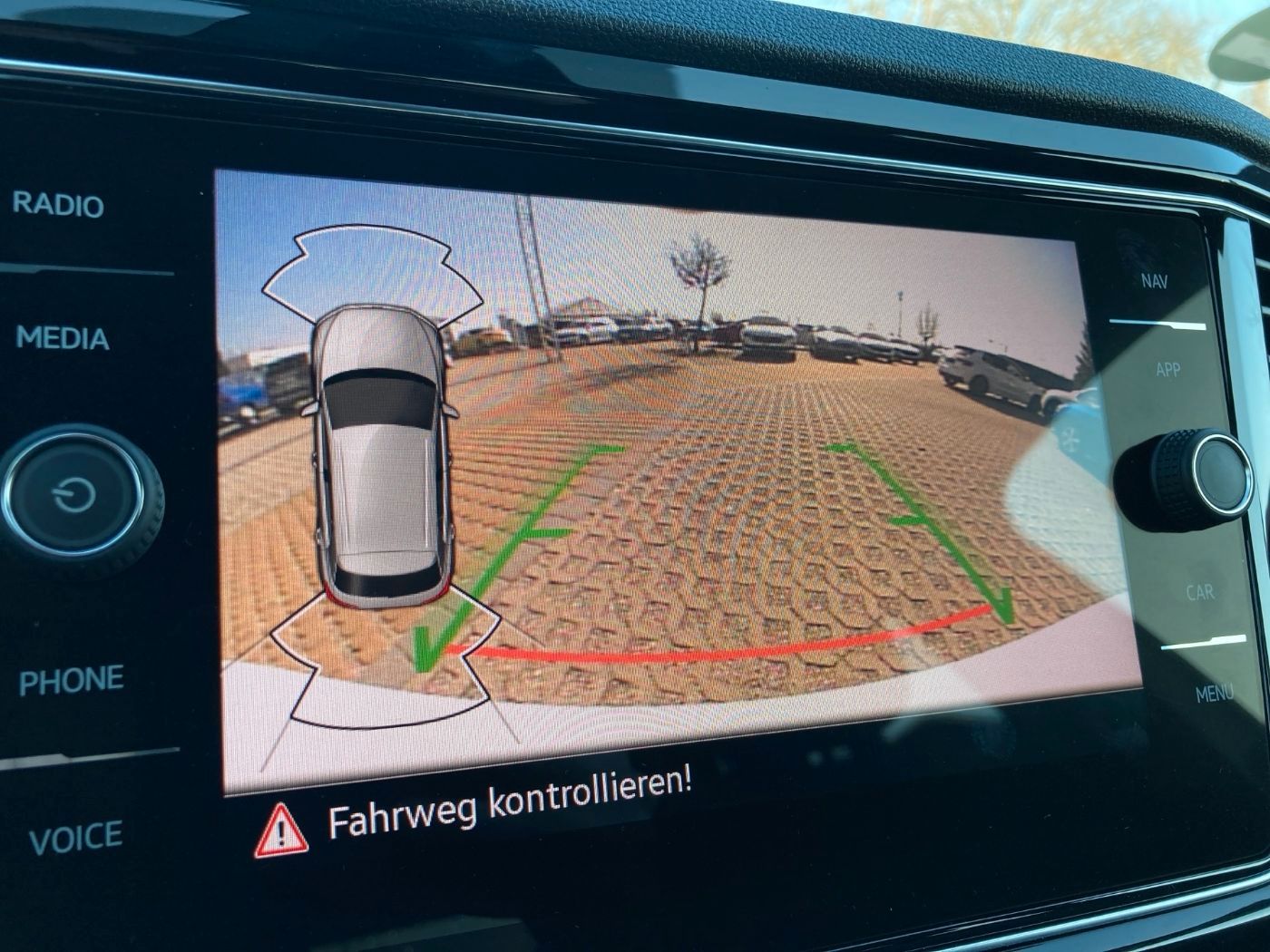 Volkswagen T-Roc - Bild 17