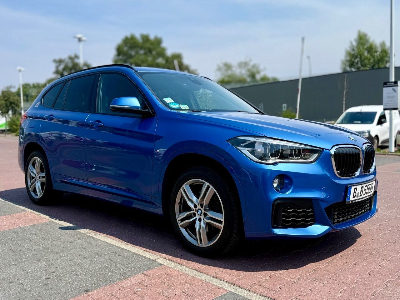 BMW BMW X1 sDrive18d M Sport HUD Navi AHK Alcantara