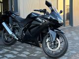 Kawasaki Ninja 250 R *1. Hand, Scheckheft gepflegt* - KAWASAKI NINJA H2