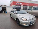 Toyota Avensis 2.0 diesel TUV neu 11/27 - Toyota Avensis T27 mit Diesel-Antrieb